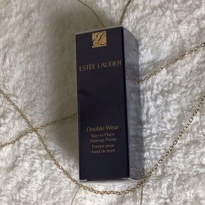 ESTĒE LAUDER DOUBLE WEAR STAY-IN-PLACE MAKEUP PUMP